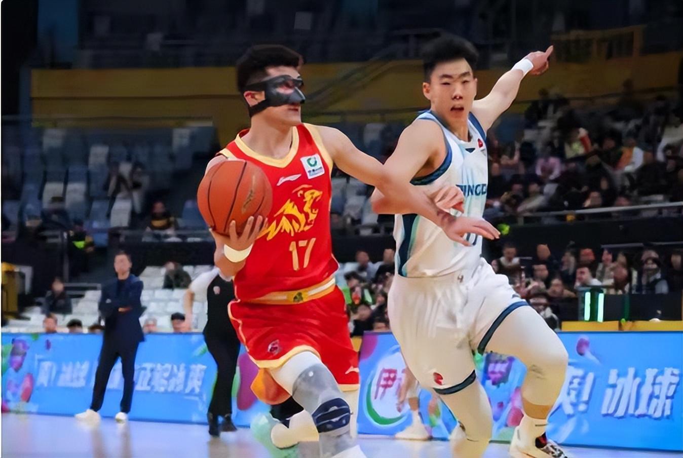 世界杯官方app下载入口-对阵广厦，青岛轮休四大主力，球迷不满，刘维伟则说“不丢人”