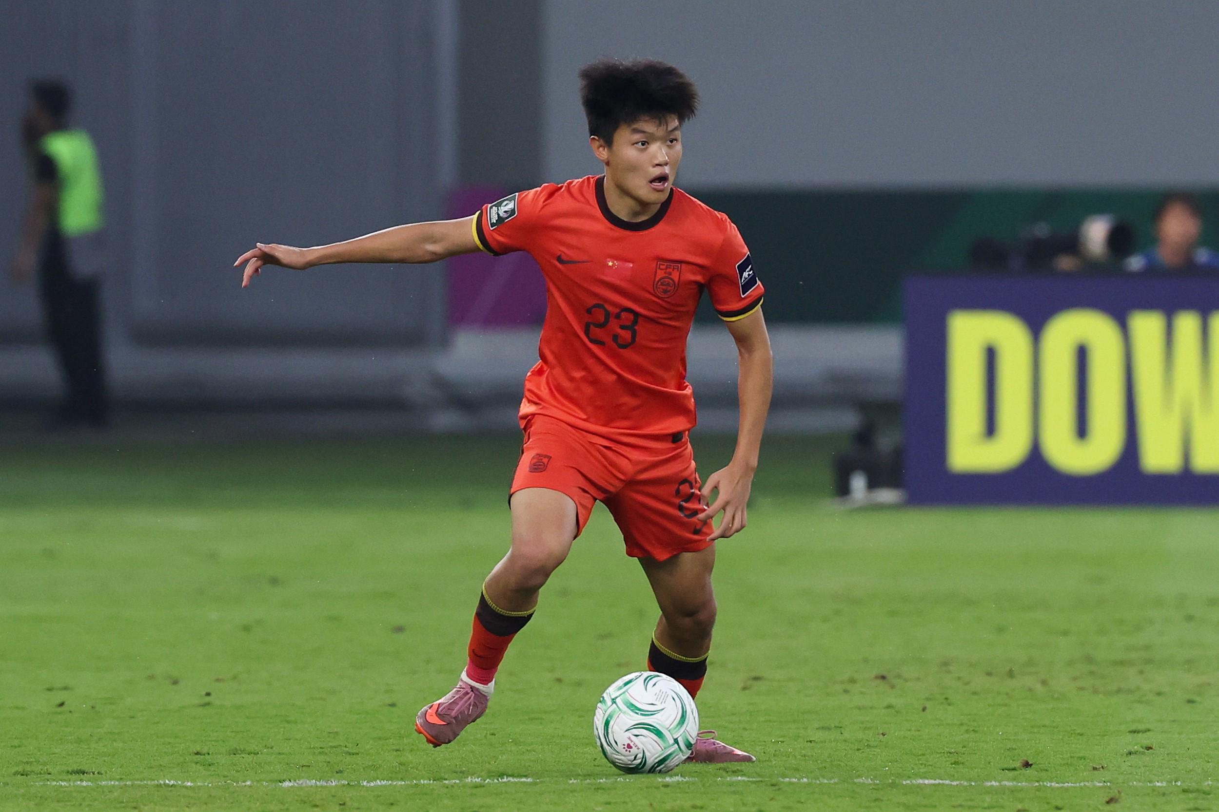 世界杯比赛视频观看-东体：杨希已经投入海港训练；中后卫引援近期有明确说法